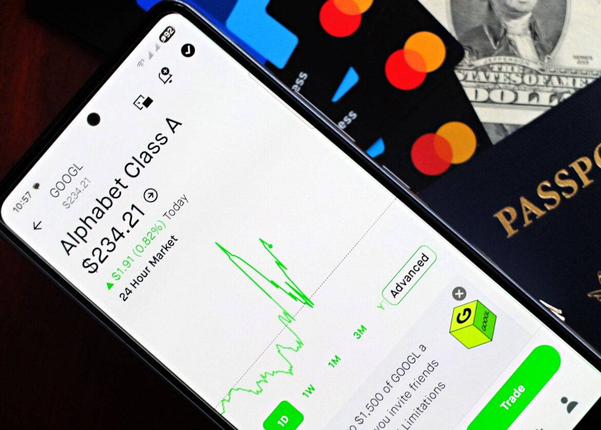 Alphabet stocks rise: A proven strategy for investors