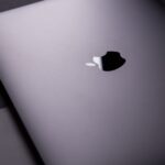 Apple MacBook Pro vs Microsoft Surface Laptop
